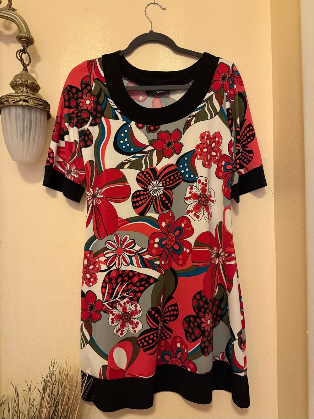 W by Worth Red Multi Floral Scoop Neck Tunic